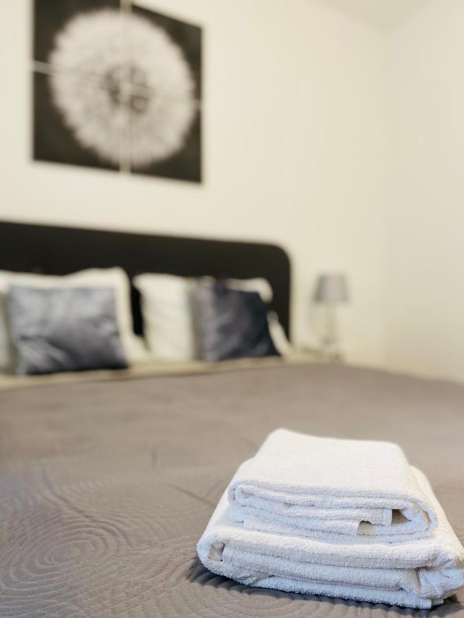 Av Apartment Turda Esterno foto