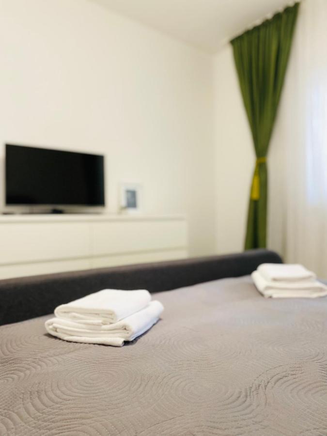 Av Apartment Turda Esterno foto