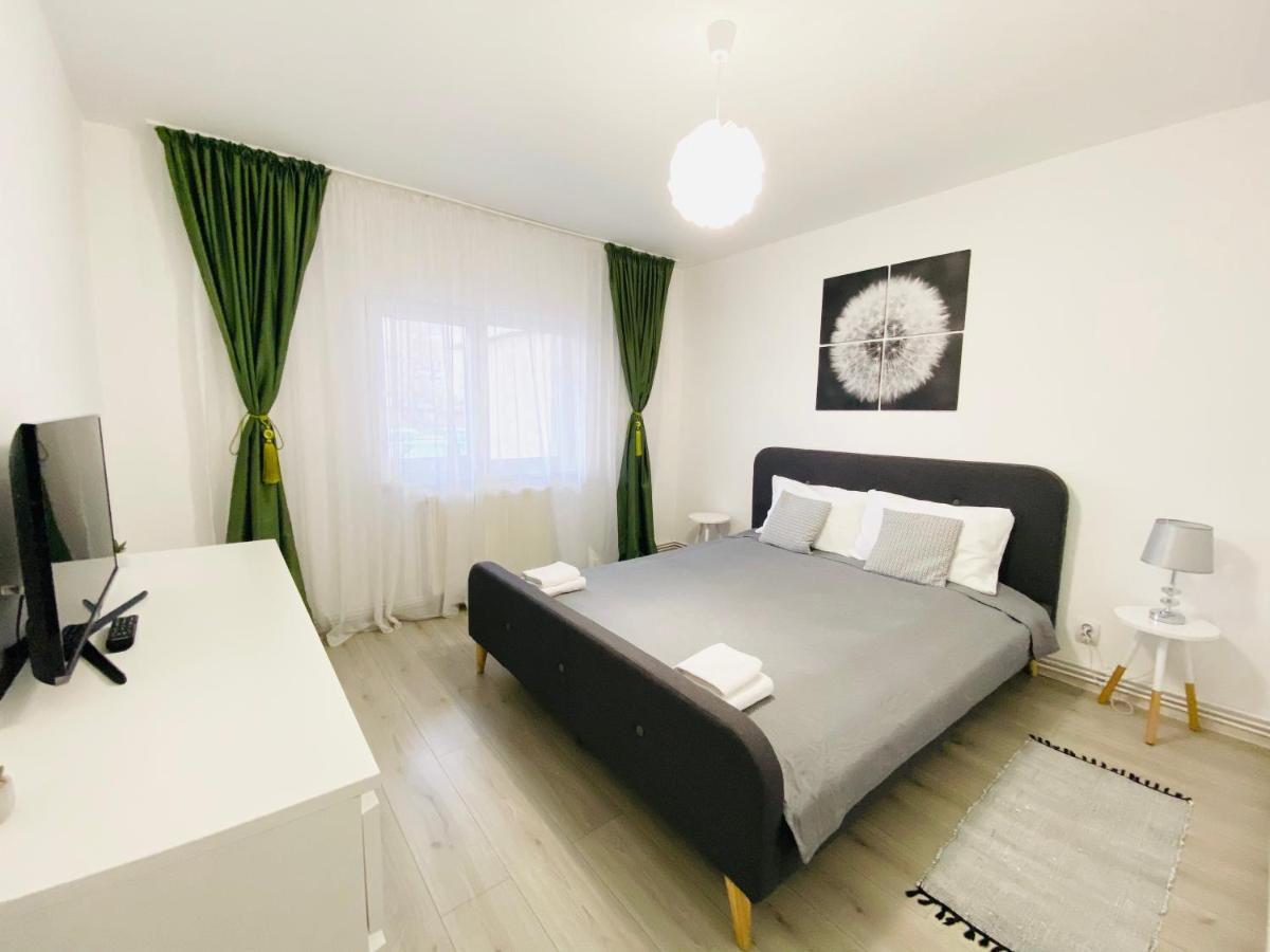 Av Apartment Turda Esterno foto